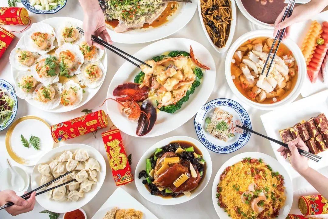 订年夜饭预付款可以退吗,年夜饭预订不开可以退定金吗