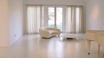 1.7亿买豪宅只为放球鞋？她说：老娘买鞋的快乐只有3秒