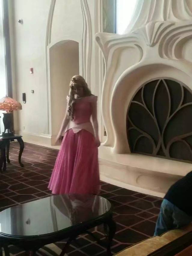 蜜月上海旅游攻略,上海迪士尼游玩美食攻略