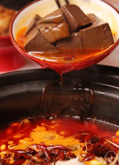 要火！魔都独①份的「毛血旺茶火锅」来了！刚开30天排爆虹口足球场