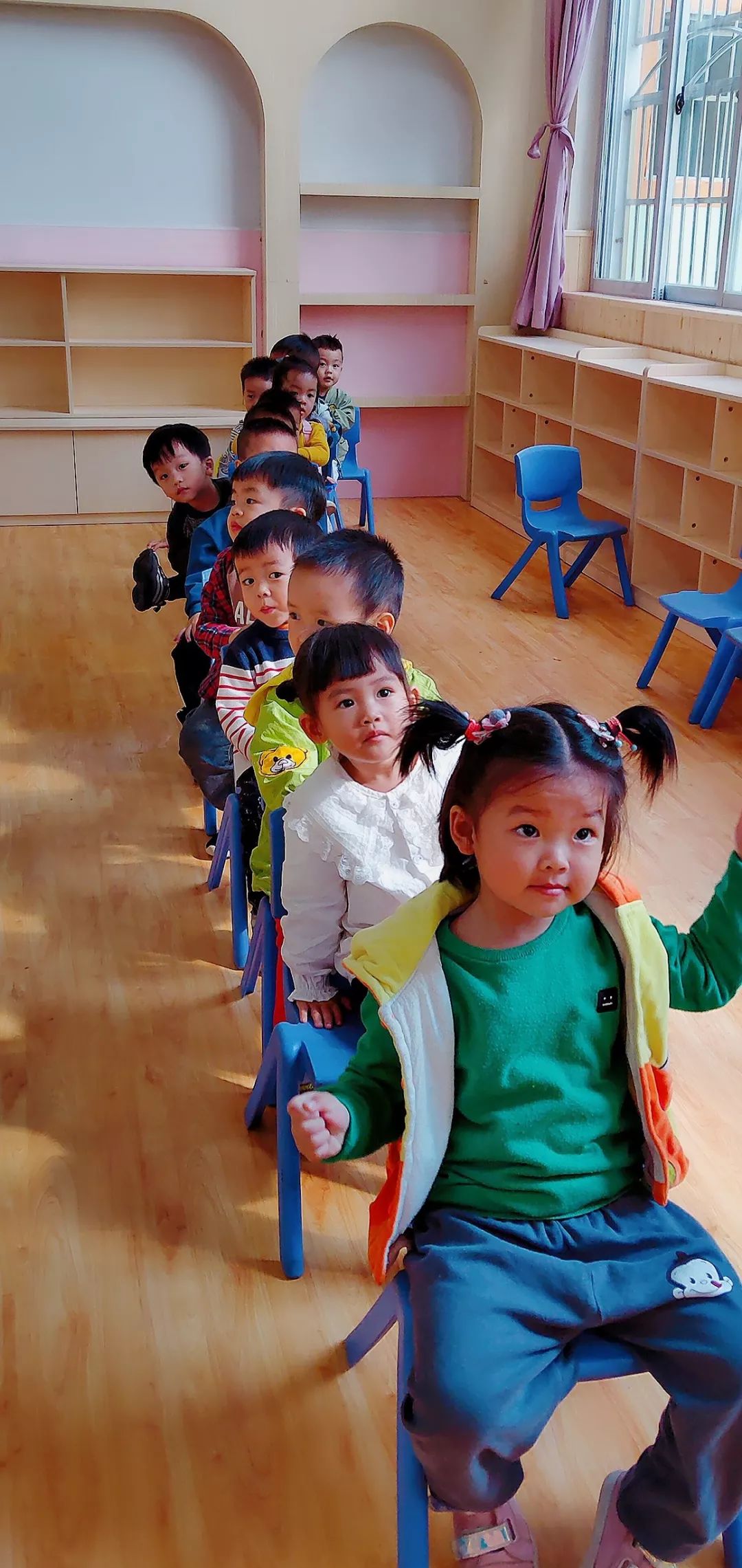 玉林新智程东方巴黎国际幼儿园,广西玉林容县灵山英豪幼儿园