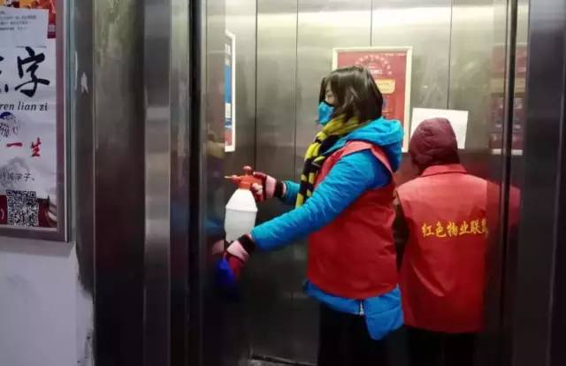 疫情防控基层志愿者在行动,防控疫情党员志愿者在行动