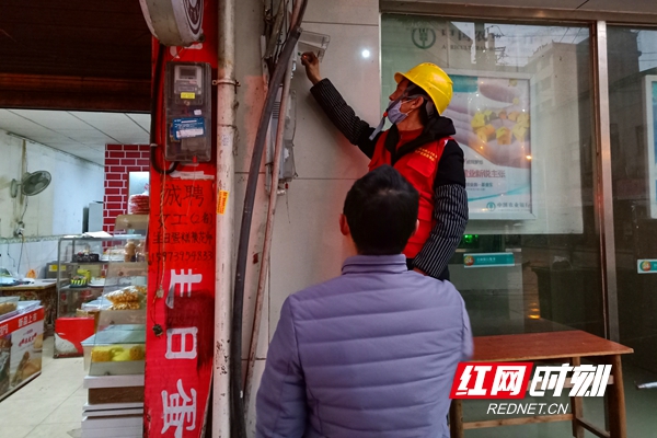 湖南口罩哥抖音,口罩哥救人