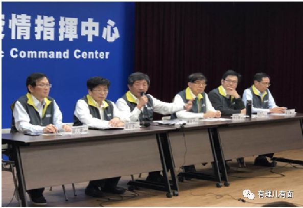 在疫情中“疯狂”冷血背后的“*独台**”梦