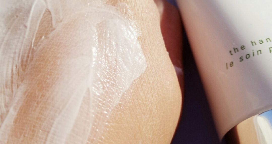 潮流范|每天勤洗手，我该拿什么拯救洗到干裂的小手手…...