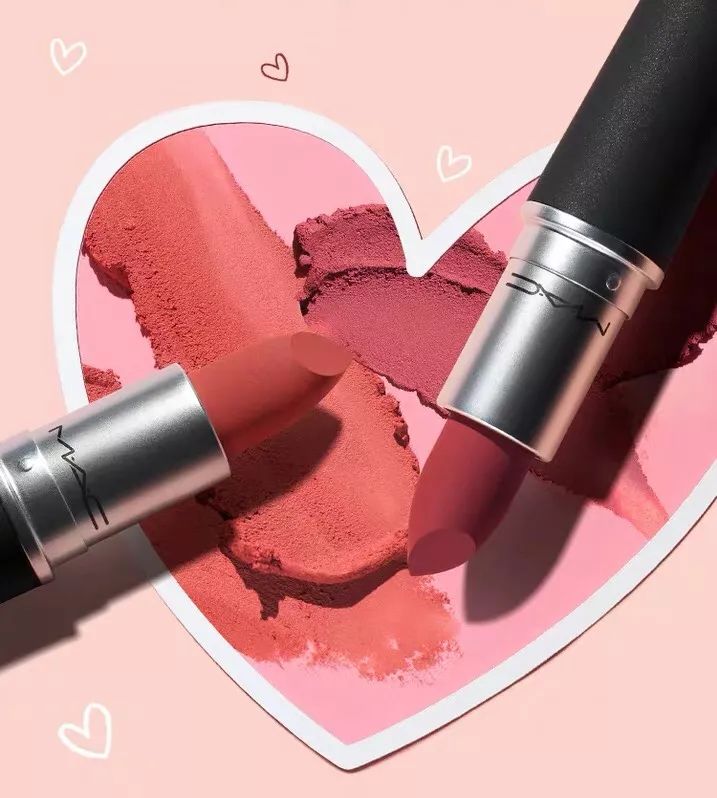 情侣礼物推荐送一对,情侣一周年送什么礼物最好