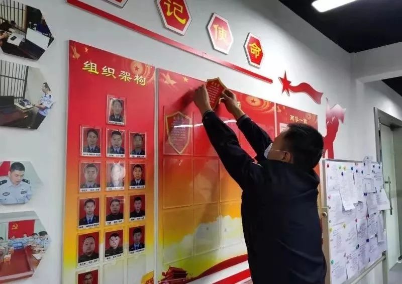 杭州出租车司机确诊牵出200名密切接触者！快用手机短信查个人行踪