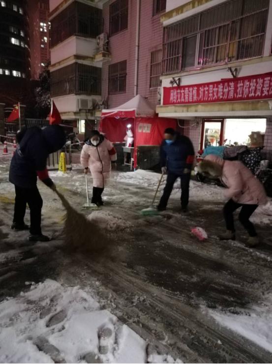 靠前指挥战疫线,向疫线集结