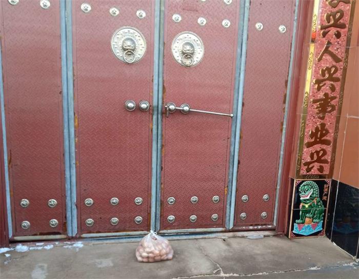 马山子镇全面实行“代购制”：供需双方不相见，付费全是微信转