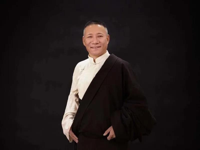 吃尽苦头，善心不变曲麻莱县民营企业家罗宗周为抗击防控疫情献爱心