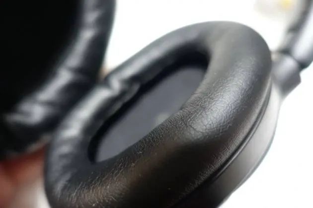 索尼耳机wh-1000xm3与4对比,索尼WH-1000XM3耳机评测