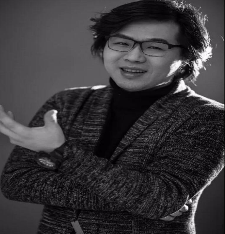 《为了爱》讴歌英雄，并肩同行迎曙光