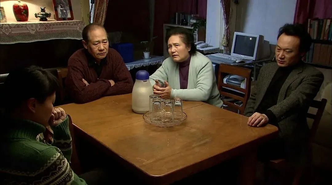 《双面胶》：男人的态度，决定了家庭的幸福