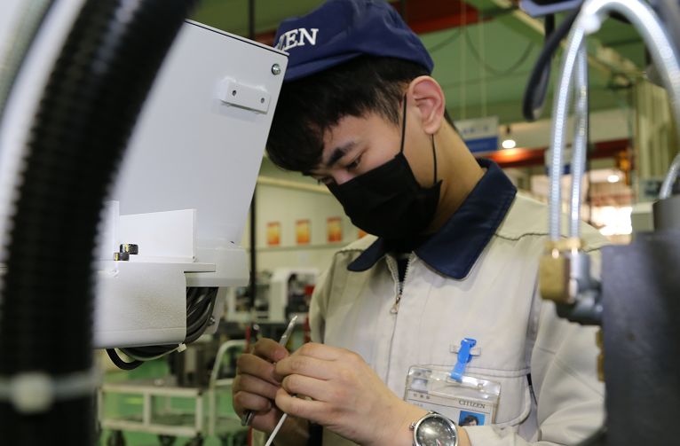 贴心服务暖人心复工企业送锦旗,复工复产暖心服务