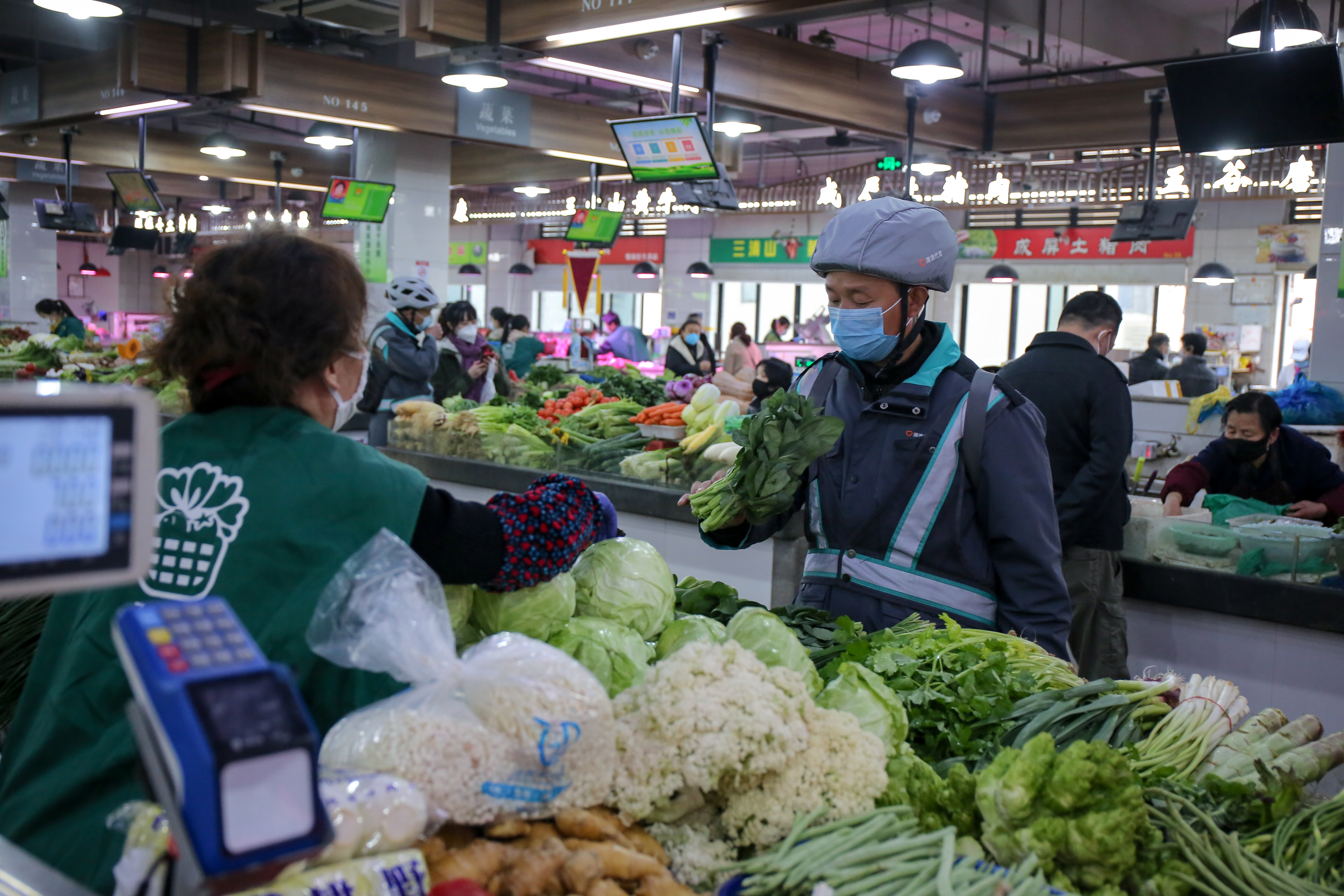 滴滴平台设置哪些功能接单子更多,滴滴上线跑腿业务它能打破僵局吗