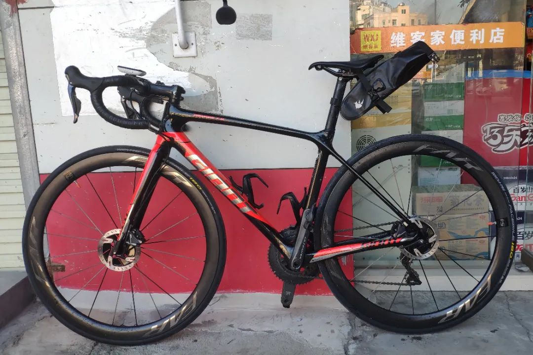 1千到2千的碟刹公路车,10000左右油压碟刹公路车