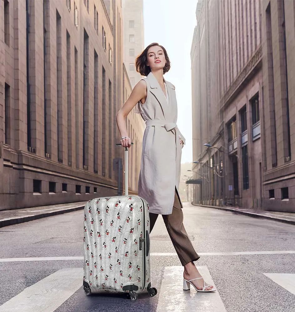 新秀丽行李箱灰绿,新秀丽17年行李箱