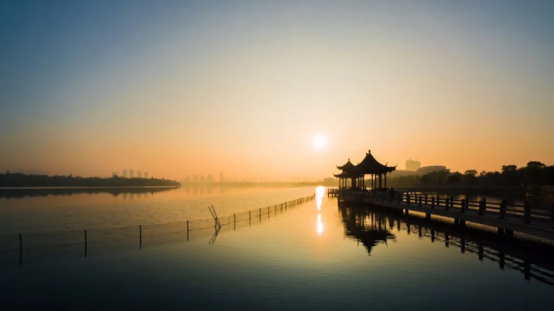 黄冈中学走下神坛,黄冈中学高三现状