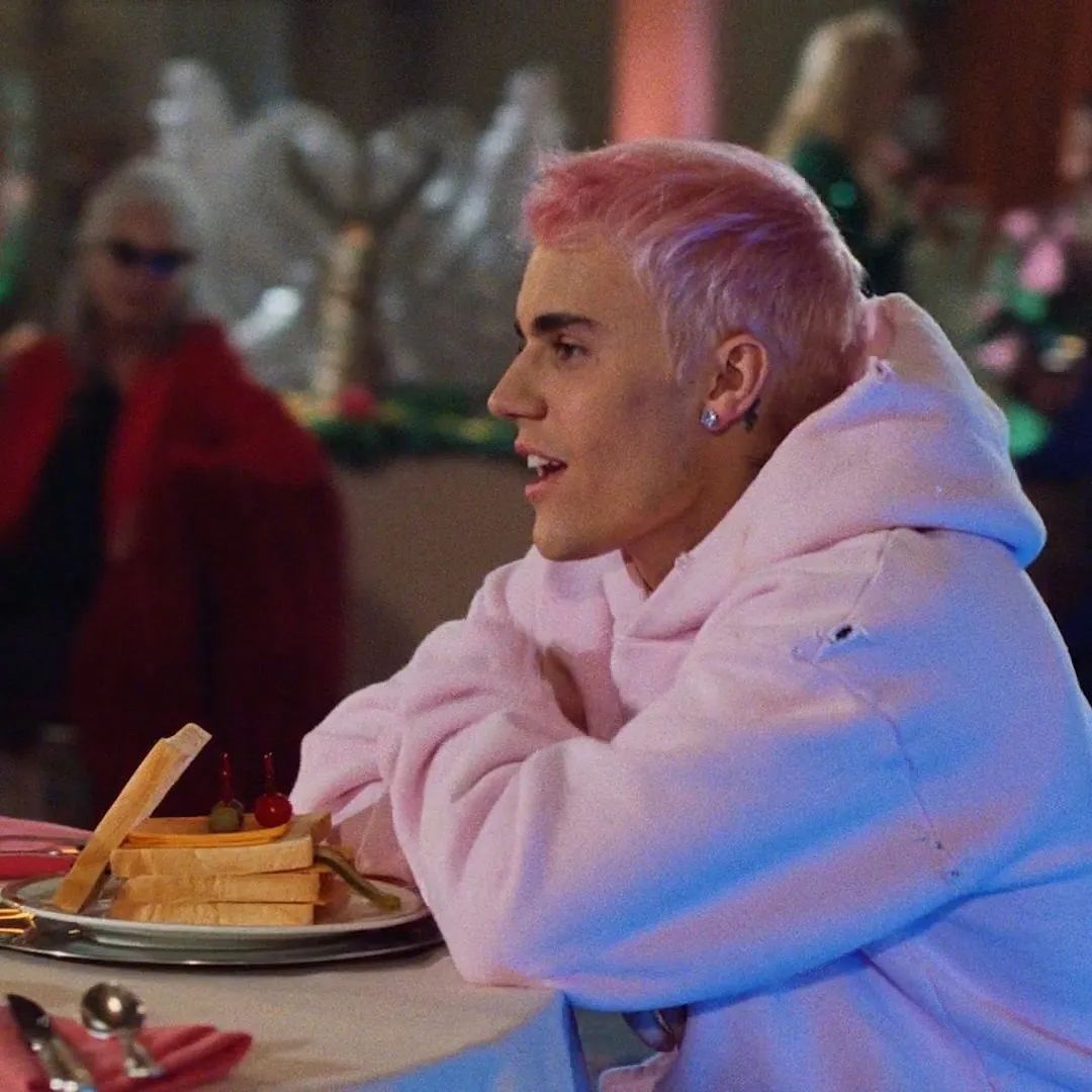 *男猛**日记：淡黄的长裙，蓬松的头发是什么鬼...我们就不吃这套