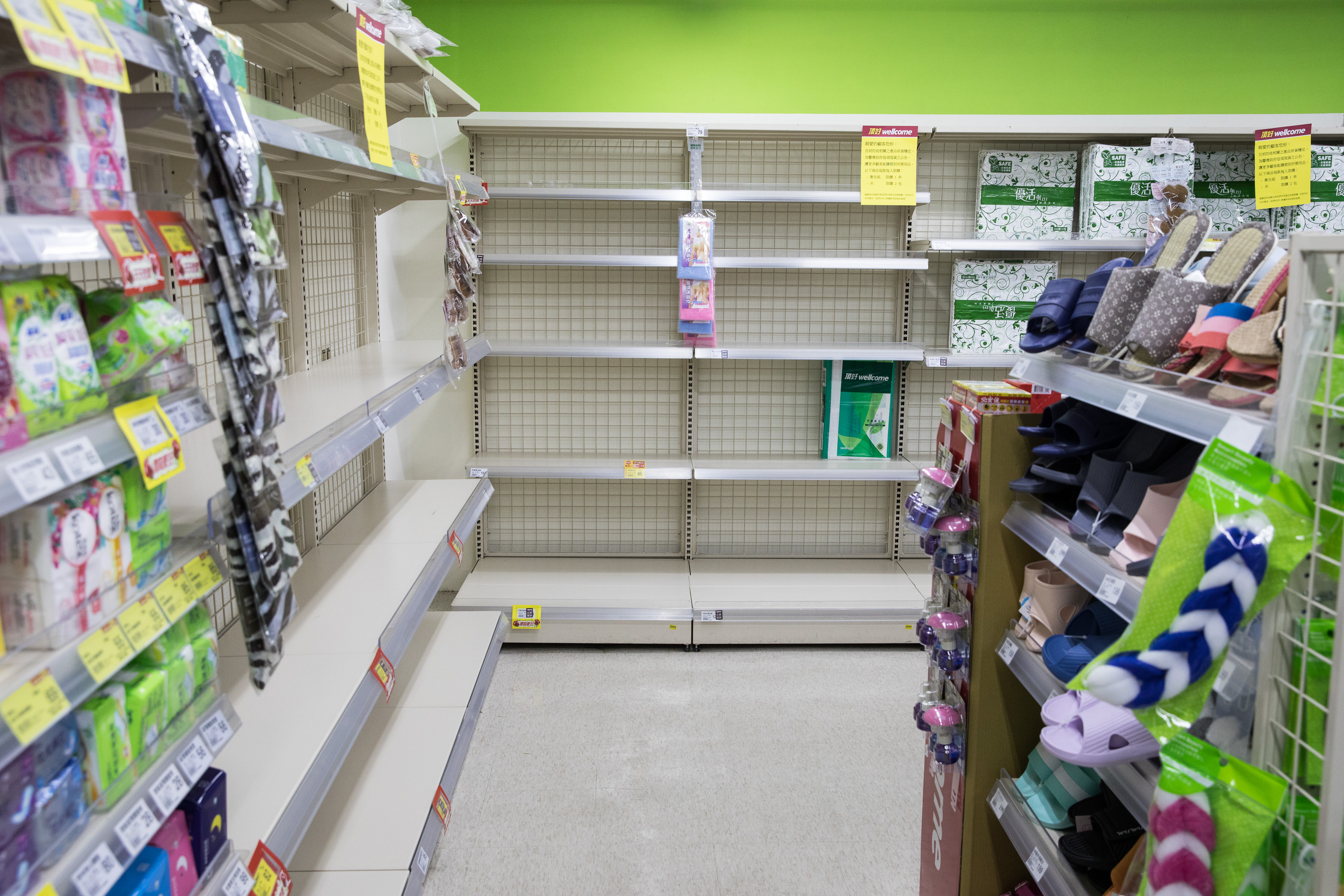 台湾当局对疫情的态度,台湾疫情持续恶化