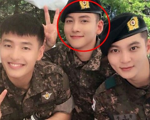 池昌旭出道10年,池昌旭从小到大的经历