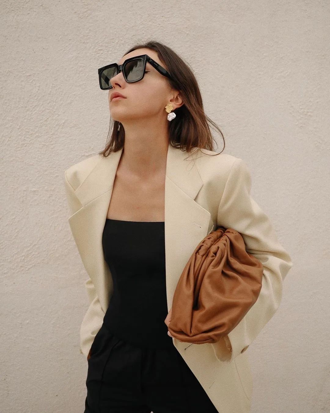 今年一定要给自己买一对红色耳环,耳环买什么材质的好