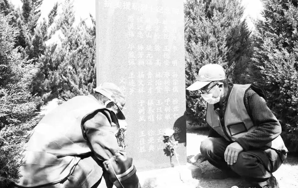 威海市开展清明节祭扫活动,别样清明一样情云上祭祀寄哀思