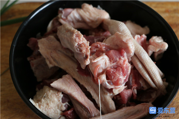 腊鹅肉炖春笋,咸鹅炖春笋的做法大全