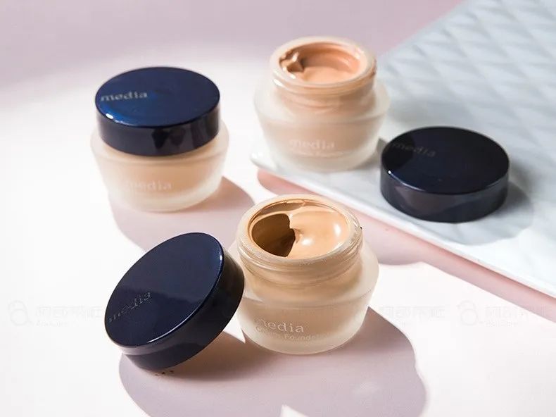 秋冬最水润的粉底液,粉底液推荐秋冬奶油肌