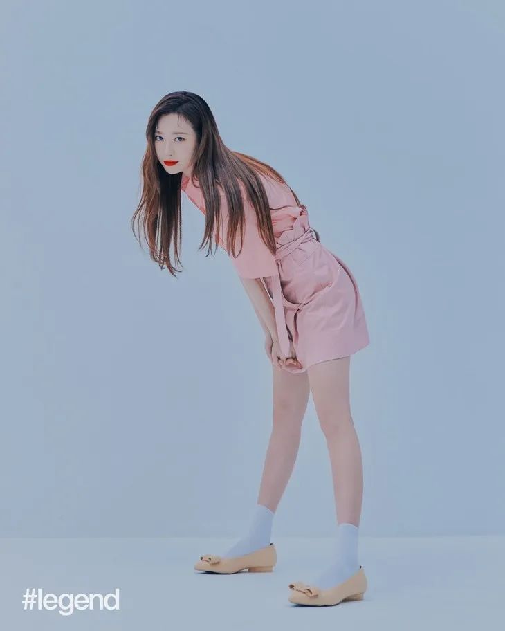 配饰狂|杨幂的终极时髦秘籍，10块钱帮你给腿整容