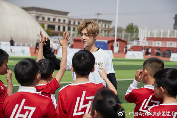 一年级足球第一堂课,一年级足球第一课