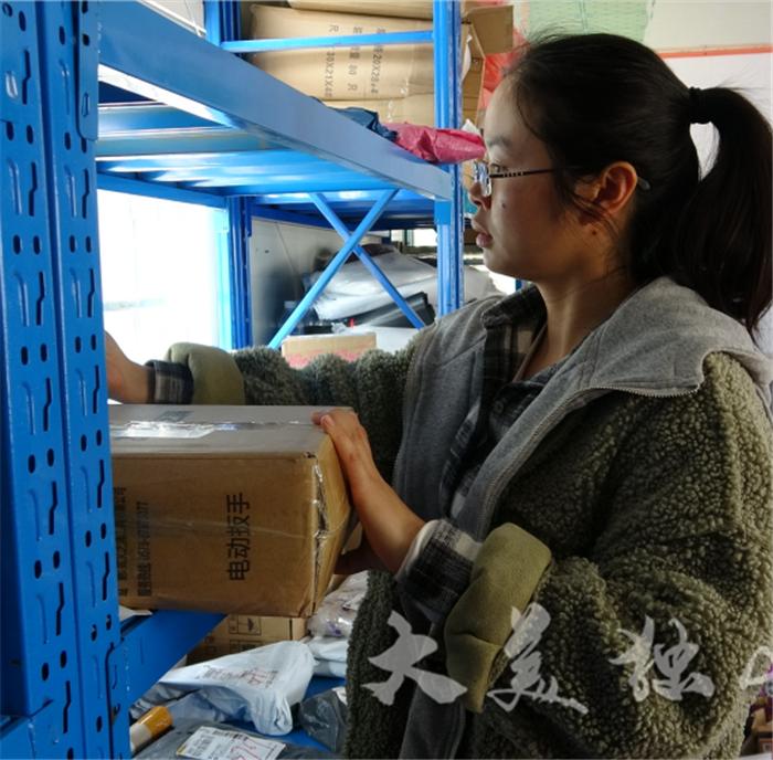 独山：小康路上的幸福“二人转”