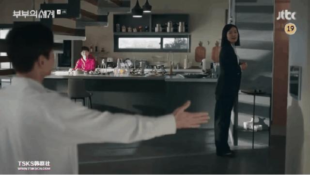 小三怀孕渣男抛弃小三,小三怀孕逼原配离婚