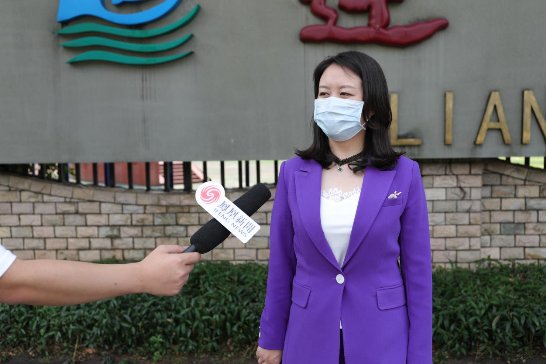 助力开学宝驰为深圳学校捐赠纳米酒精消毒机