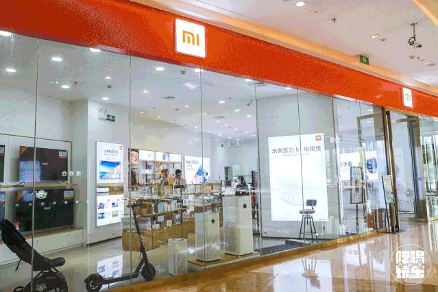 随便搞搞就是1折，消费51元就可抽雅诗兰黛套装，怕就只有吾悦能行了吧