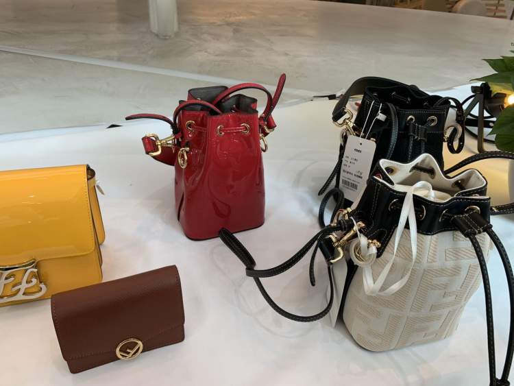 巴宝莉最值得买的便宜包,巴宝莉特价折上折