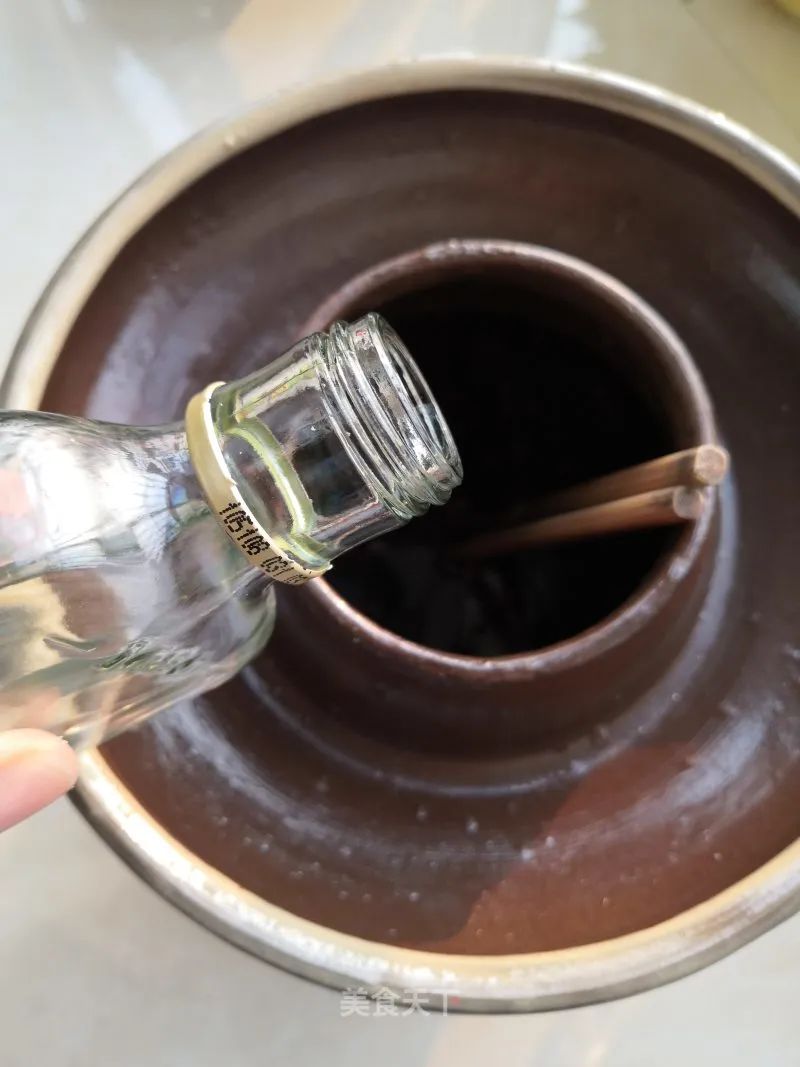 教大家做好吃爽口的四川泡菜，口感脆生，开胃解腻