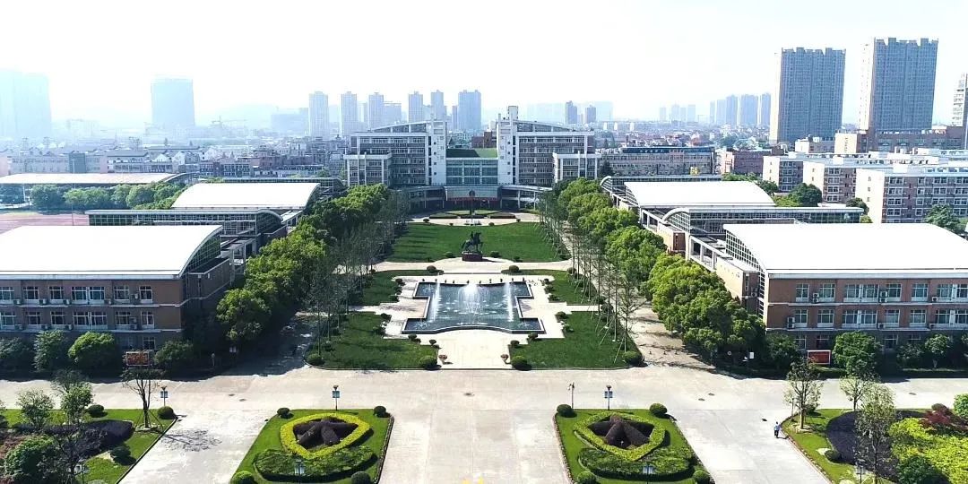 高中毕业报考浙江警察学院容易吗,高考学子报考警校