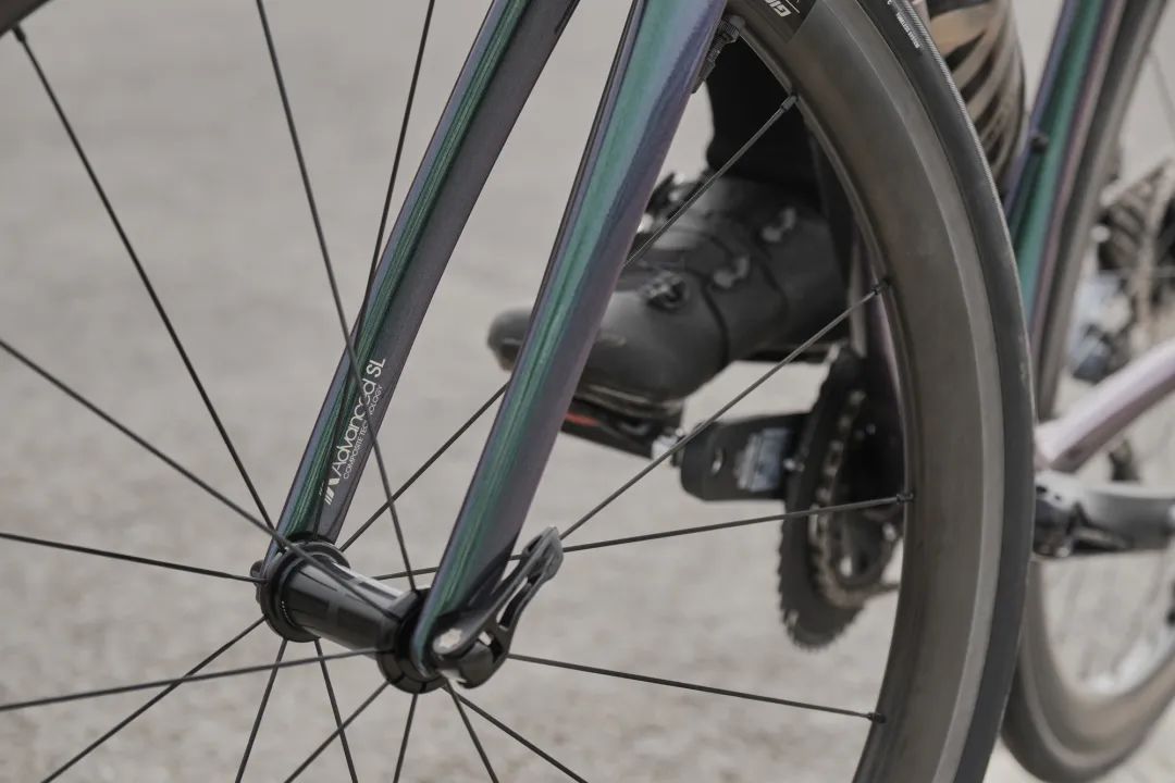 捷安特2023款TCR价格表,捷安特ocr和tcr区别