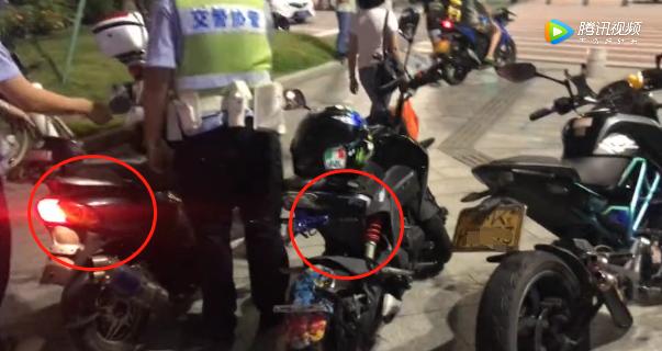 四名鬼火少年现场,几个少年骑摩托车炸街的视频