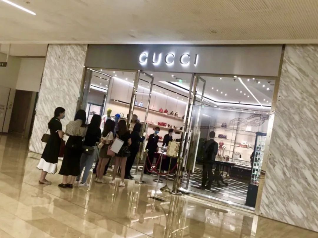 lv涨价是全球涨价吗,lv涨价已订货的会涨价吗