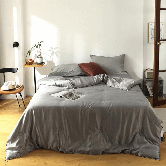 桑蚕丝夏凉被薄款,桑蚕丝被是否冬暖夏凉