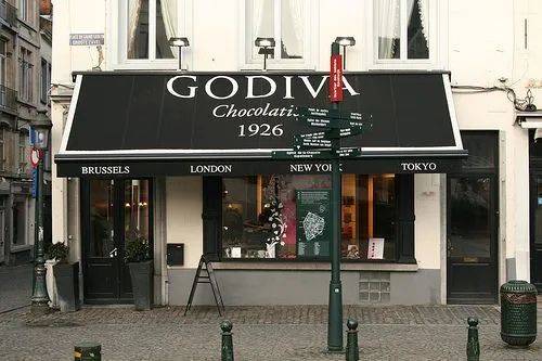 瑗挎枃鑷敱鎺掔増,瑗挎枃鎺掔増