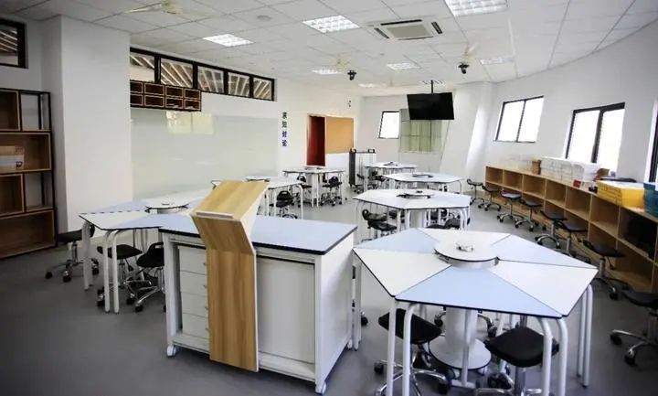 确认过新颜，这是你认不出的长河高中！