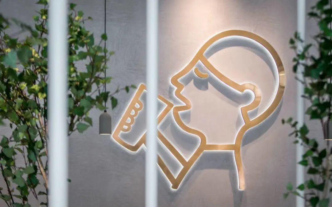 喜茶奈雪的茶再次大幅降价,奈雪的茶和喜茶星巴克