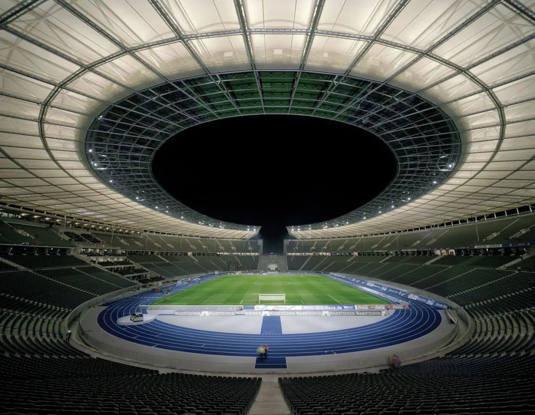 「明晚19:30」“AT建筑+”第三讲|吴蔚：刚柔并济——gmp的体育建筑