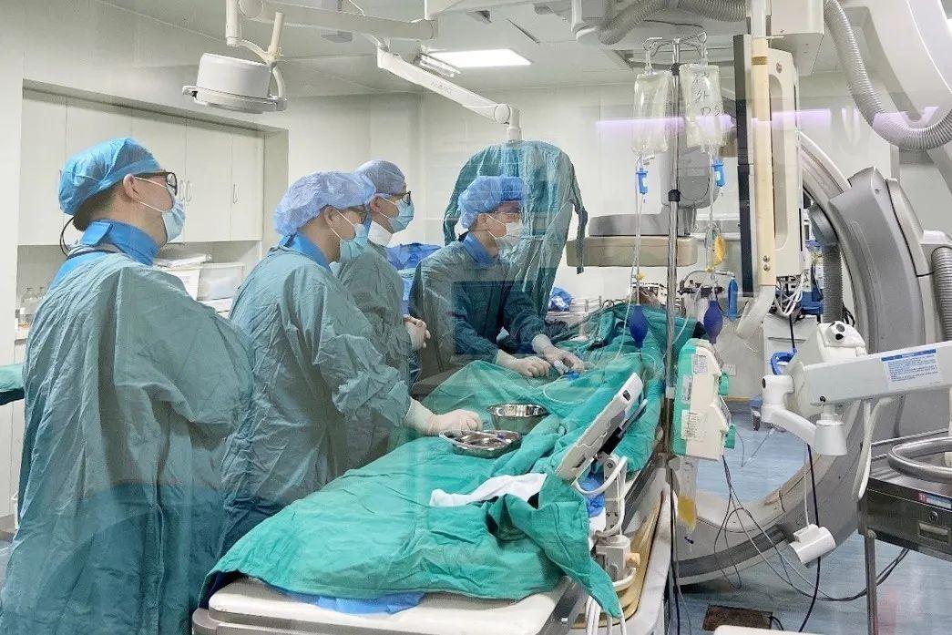 医联体助力！这个高难度手术闵中心首次完成|中山医院专家下社区啦