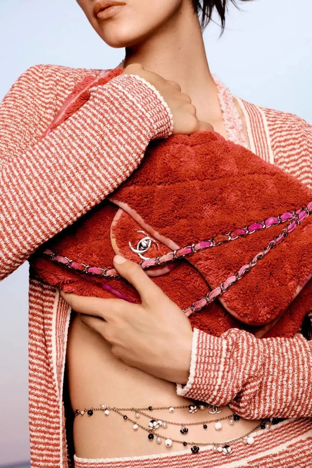 跟着香奈儿穿出大牌气质,香奈儿度假系列和高级成衣