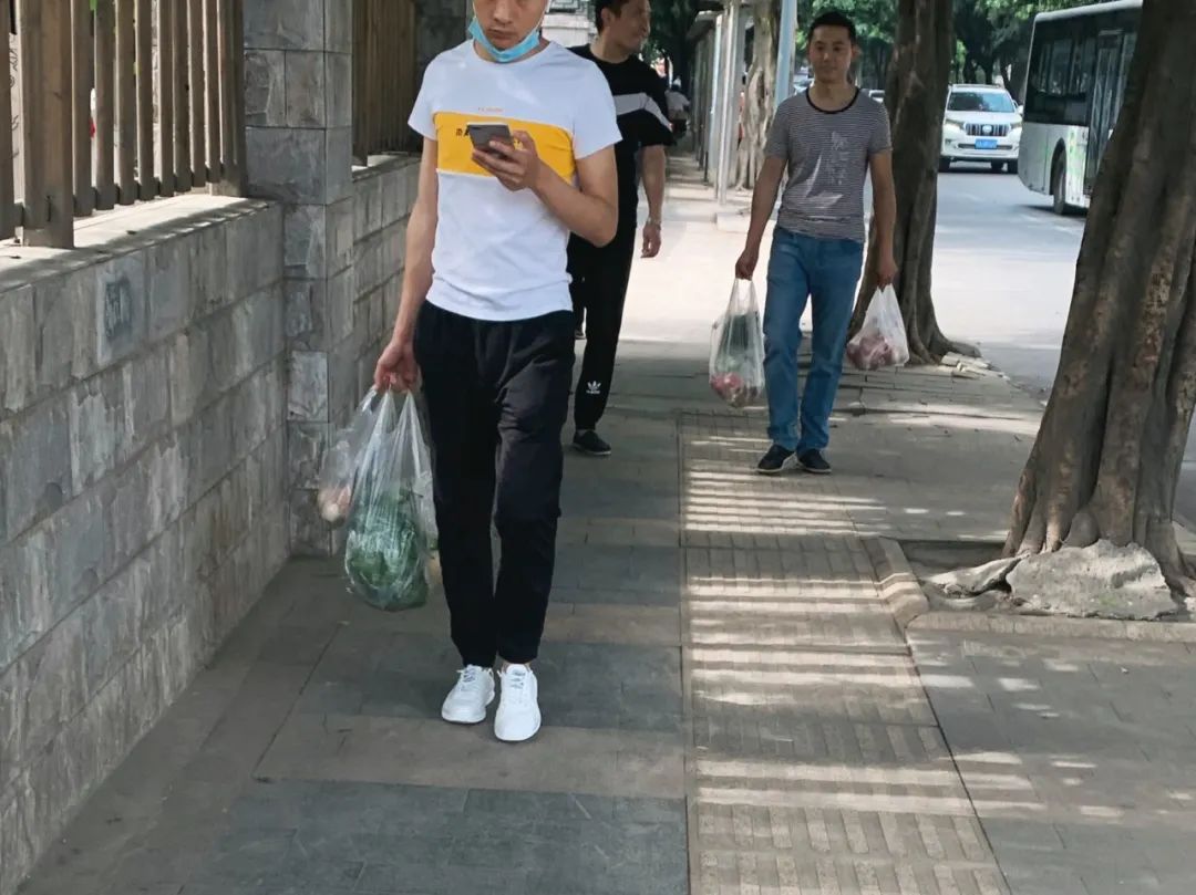 四川耙耳朵的爸爸,成都耙耳朵爸爸