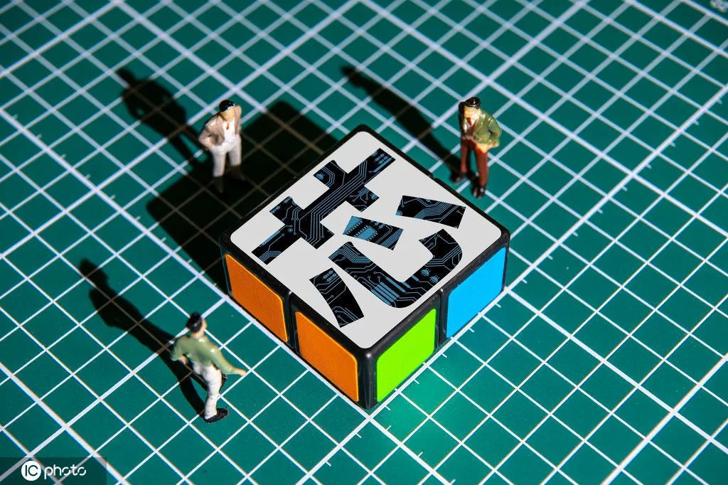 汉芯一号、木兰语言再到天赐OS，国产基础软件十年泣血，梦想何圆？